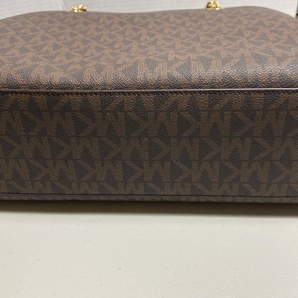 $358 NEW! NWT MICHAEL KORS Susannah Large EW Tote Brown/Luggage w/Chain Detail - Picture 10 of 11